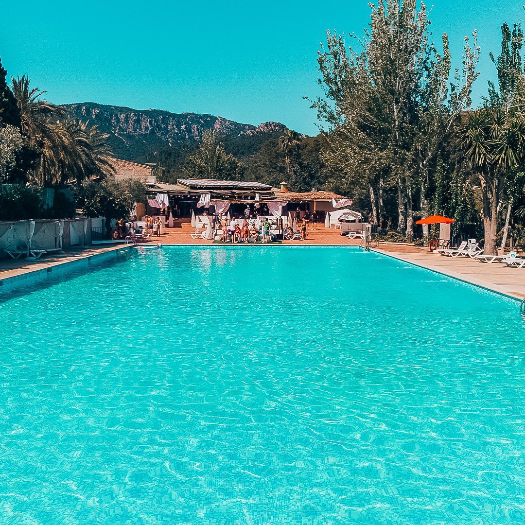 Aerial view of the pool and poolside bar