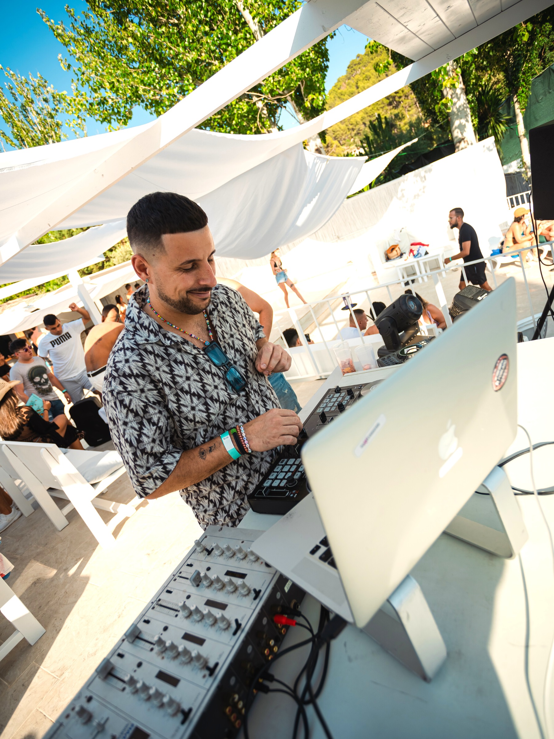 DJ atmosphere at the pool club